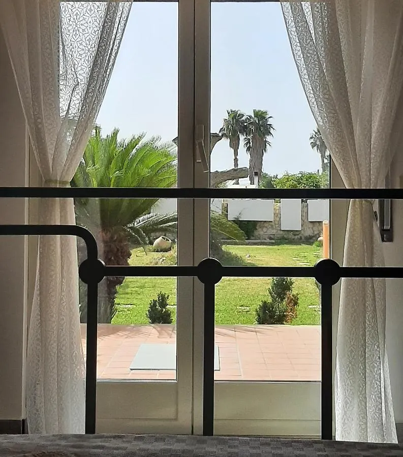 Green Rooms - Casa nel verde Pachino Bed & Breakfast