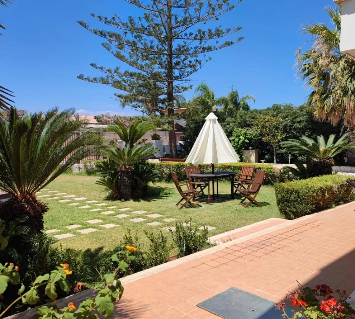 Bed and Breakfast Green Rooms - Marzamemi Pachino Ιταλία